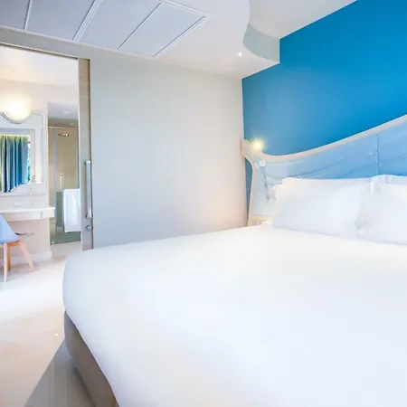 Centara Sonrisa Residences & Suites Sriracha Si Racha Exterior photo